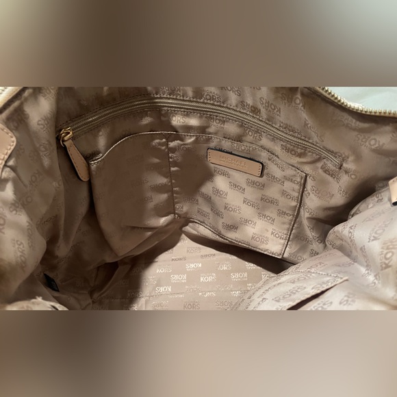 SOLD Michael Kors Tote - Picture 5 of 9